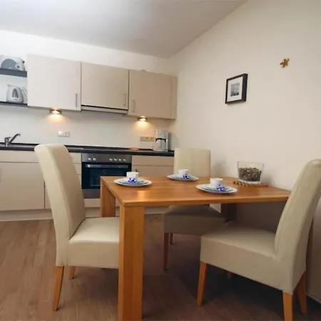 Yachthafenresidenz-wohnung-9306-890 아파트 Ostseebad Kühlungsborn